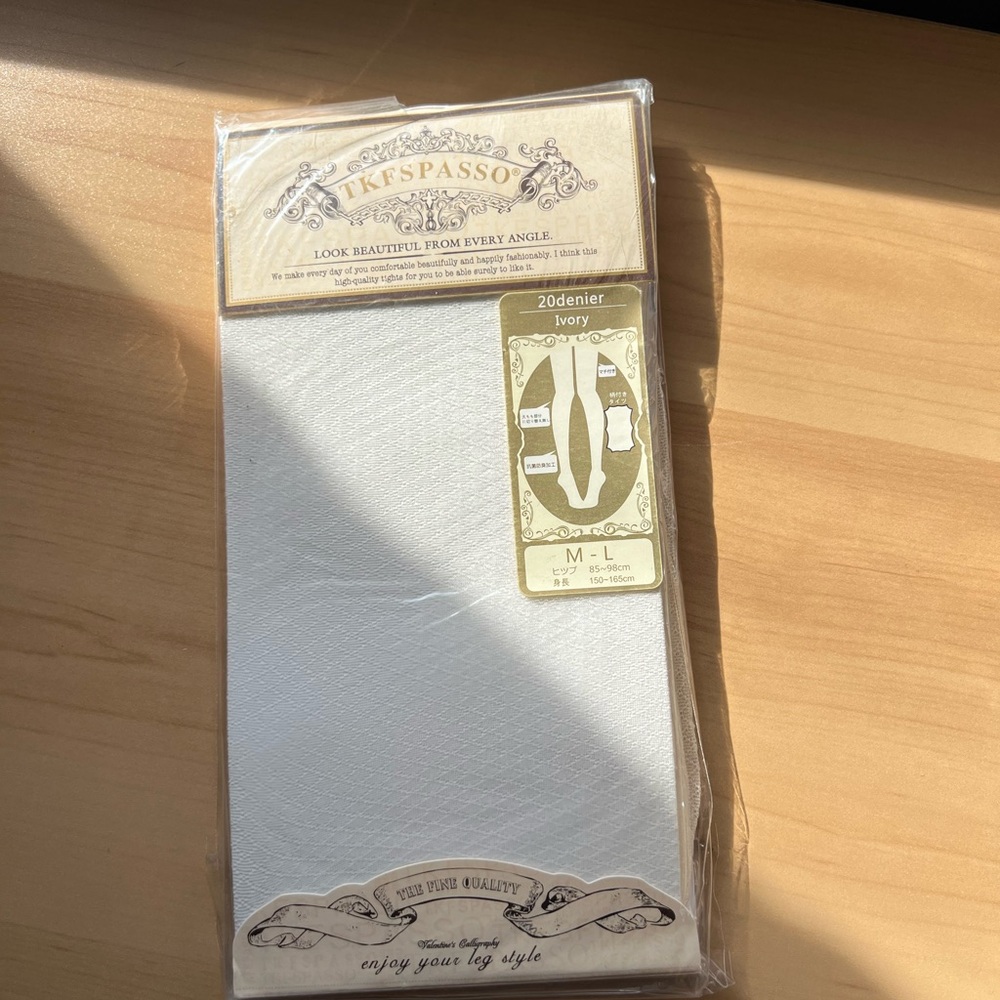 TKFSPASSO Ivory Tights